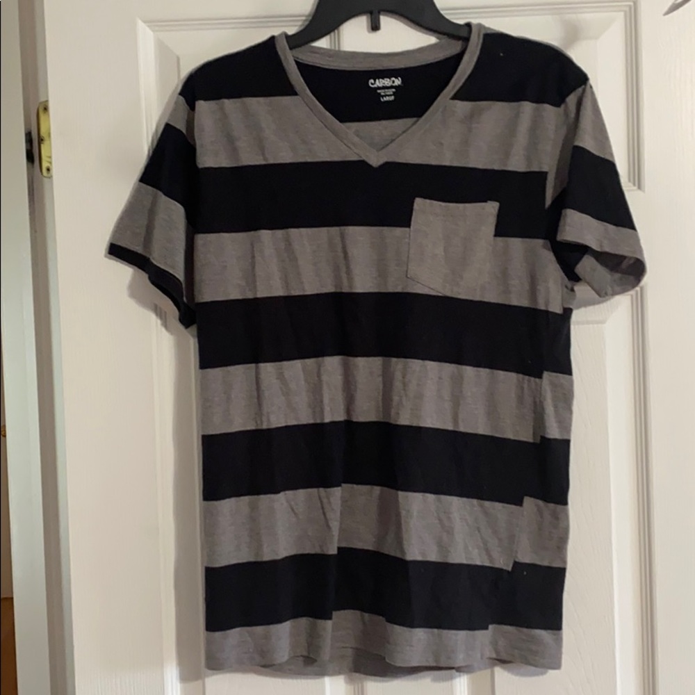2/$15 Carbon Men’s Black and Gray Tee